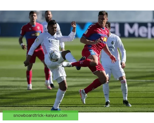 西甲球星加盟球队，表现稳健引发关注